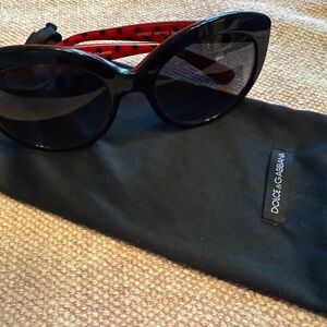 Dolce & Gabbana Black Full-Rim Sunglasses with Matte Finish